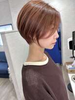 シェミール(CHEMIR) 大人可愛い小顔ショートヘアブリーチなしアッシュベージュ四日市