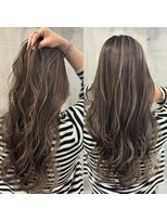 ハク(haku)&nbsp;[yuuki]レイヤーカット＋グレージュハイライト