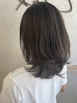 リンク(Link) レイヤー/ウルフ/ミディアムレイヤー/ブルージュ/グレージュ