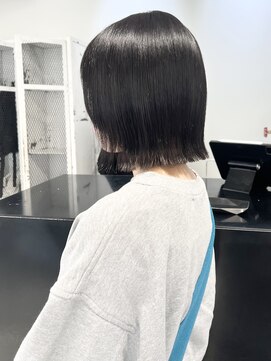 ココ 原宿(KOKO) 黒髪小顔クラゲヘアーオリーブグレーココアベージュボブ