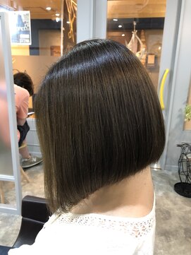 アクロ(ACRO) 前さがりボブ