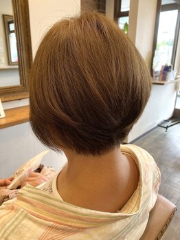 モエン(MoEn)の写真/大人女性に人気のマンツーマンサロン。スタイリストがシャンプーから仕上げまで担当いたします！