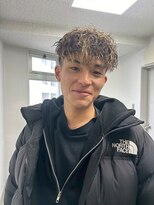 メンズサロン キング 高槻店(Men’s salon K!ng)&nbsp;波巻きツイストスパイラルパーマ/フェザーパーマ/眉毛/メンズ