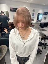 キング(K!ng) ハイライトカラーミルクティーベージュレイヤーカット