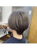 シルバーベージュ×スッキリショート