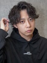 HIRO GINZA BARBER SHOP 京都本店【ヒロギンザ バーバーショップ】【3/19 OPEN予定】&nbsp;ツイストスパイラル/センターパート【京都河原町／理容室】