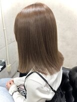 ルノン(LUNON)&nbsp;黒髪クラゲヘアーオリーブグレー小顔ココアベージュ