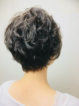 レンジシキチジョウジ (RENJISHI KICHIJOJI) 夏にオススメのショートスタイル【RENJISHI】