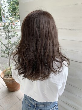 ニコ(hair room nico) ナチュラルなハイライトで作るグレージュ