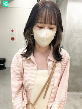 ソーコ 渋谷(SOCO) ミルクティーベージュダブルカラーハイライトハイトーンカラー