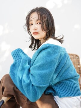 ドットハリス(.Hallis) 大人かわいい/小顔/ミディアムレイヤー/20代30代40代