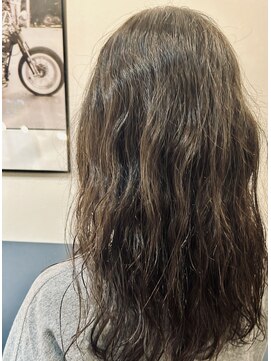 スウェイ(Sway) ミディアム　クセ毛風パーマ