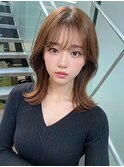 大人可愛い小顔前髪顔まわりくびれミディアムレイヤーカット
