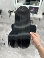 シシ 銀座(sisi) 【縮毛矯正/髪質改善/トリートメント/白髪染め/白髪ぼかし】