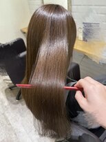 カーラ(Cara) 30代/40代/50代 アッシュブラウン × くすみブラウン