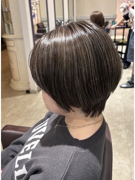 シャンプーボーイ セントラル 博多(SHAMPOO BOY central) 白髪ぼかしハイライトナチュラルめ