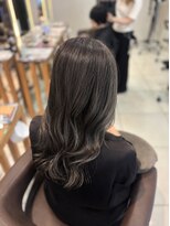 ロハスバイケンジ(LOHAS by KENJE)&nbsp;暗めカラー×コテ巻き風パーマで叶える大人可愛いロングヘア♪