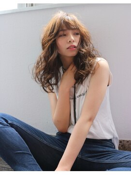 レガロ(Regalo) Regalo発！無造作ウェーブセミロング