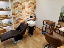 ヘアーアンドリラックスフィカス(Hair&Relax FICUS)の雰囲気（半個室の施術スペースで、周りを気にせずお過ごしください♪）