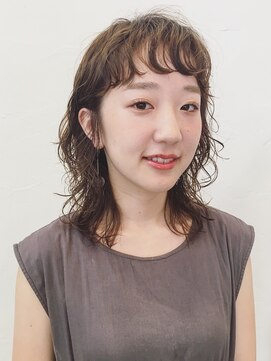 シカク(sikaku.) ガーリーウルフ