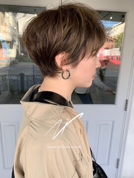 ヘアーワークスヴィクサス(HAIR WORKS VIXUS) 【山口圭亮】アッシュベージュ/short