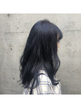 ネイヴィル(navile) ネイビーグレージュ