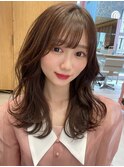 ゆるふわレイヤーカットと王道流し前髪