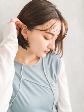 トッカ ヘアアンドトリートメント 難波店 小顔補正立体カット×ナチュラルボブ 10代20代30代40代50代