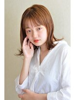 シャイニー(SHINY)&nbsp;ストレートヘア_外ハネ_ミディアム_韓国