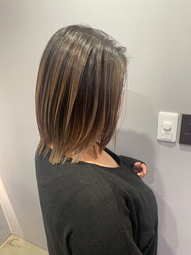 シンカ(thinka) バレイヤージュ/ブリーチ/ケアブリーチ/ダブルカラー/外国人風