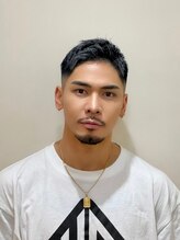 アルマ(ALMA) おしゃれボウズ黒髪バーバースタイル短髪ビジネスフェードカット