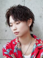 ライラ(Lyla)&nbsp;ツイストスパイラルセンターパートミニウルフ