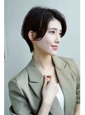 ハイ＆ローライトで立体感のある美人ヘアに