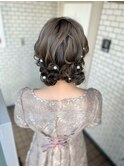 ツインヘア　パールピン　お呼ばれヘア　結婚式ヘア