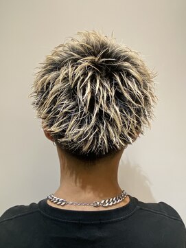 サラビューティーサイト 志免店(SARA Beauty Sight) 【Haru】ハイトーン×スパイキーショート