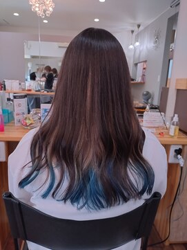 アグー(Aguu) インナーカラーの裾カラー