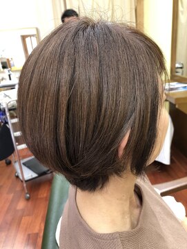 ヘッズ(HEADS) ショートボブ