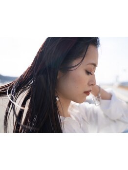 大人女性のための上質空間＊髪に優しい酸性ストレートの薬剤＆落ち着いた雰囲気で、髪も心もリフレッシュ♪