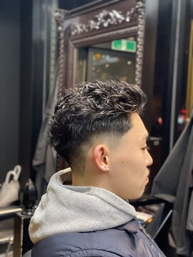 スレイ(SLAY) スパイラルパーマ