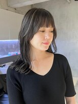 エリマ 調布(elima) コントラストのあるグレージュカラーのハイライトカラー