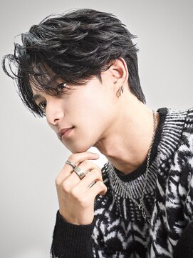 アイトーキョー 池袋(AI TOKYO) 黒髪フェザーショート