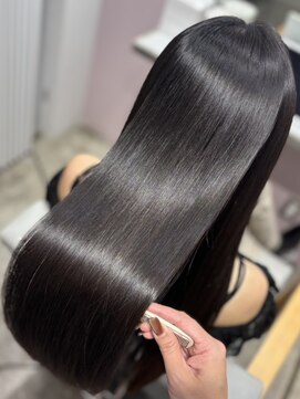 エミリー(Emily) ナチュナルカラー