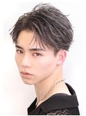 コンパクトフェザーショート