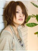 シフォンのような柔らかさが魅力の小顔ボブ