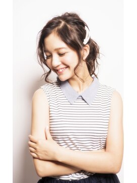 オリーブフォーヘアー(olive For hair) ☆外国人・ポニーアレンジ☆【olive for hair】03-6914-0898