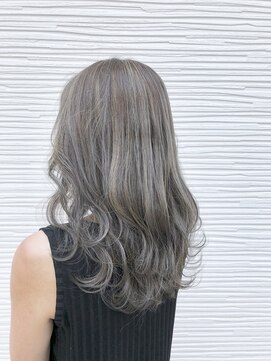 ヘアーブランド マイル(Hair Brand Mile) ハイライト入りブルーバイオレットグレージュ