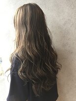 ヘアサロンエムフィス 池袋東口(HAIR SALON M Fe's)&nbsp;プラチナグレージュ×ハイライト