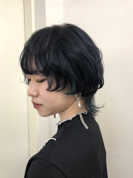 ラパンセヴェール(LA PENSEE VERT) ネオウルフカット×インナーカラー