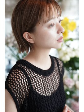 カライングドゥ(ing deux) 大人可愛い20代30代40代黒髪前下がりショートボブ丸み◎