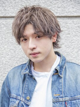 アイヴィ 表参道(IVY) 小久保style☆センターパートツイストスパイラルコンマヘア